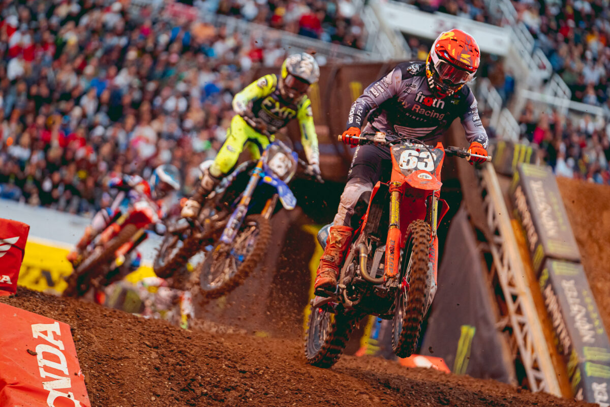 FIRE POWER HONDA END 2023 AMA SUPERCROSS SEASON WITH SUCCESS IN BOTH CLASSES!